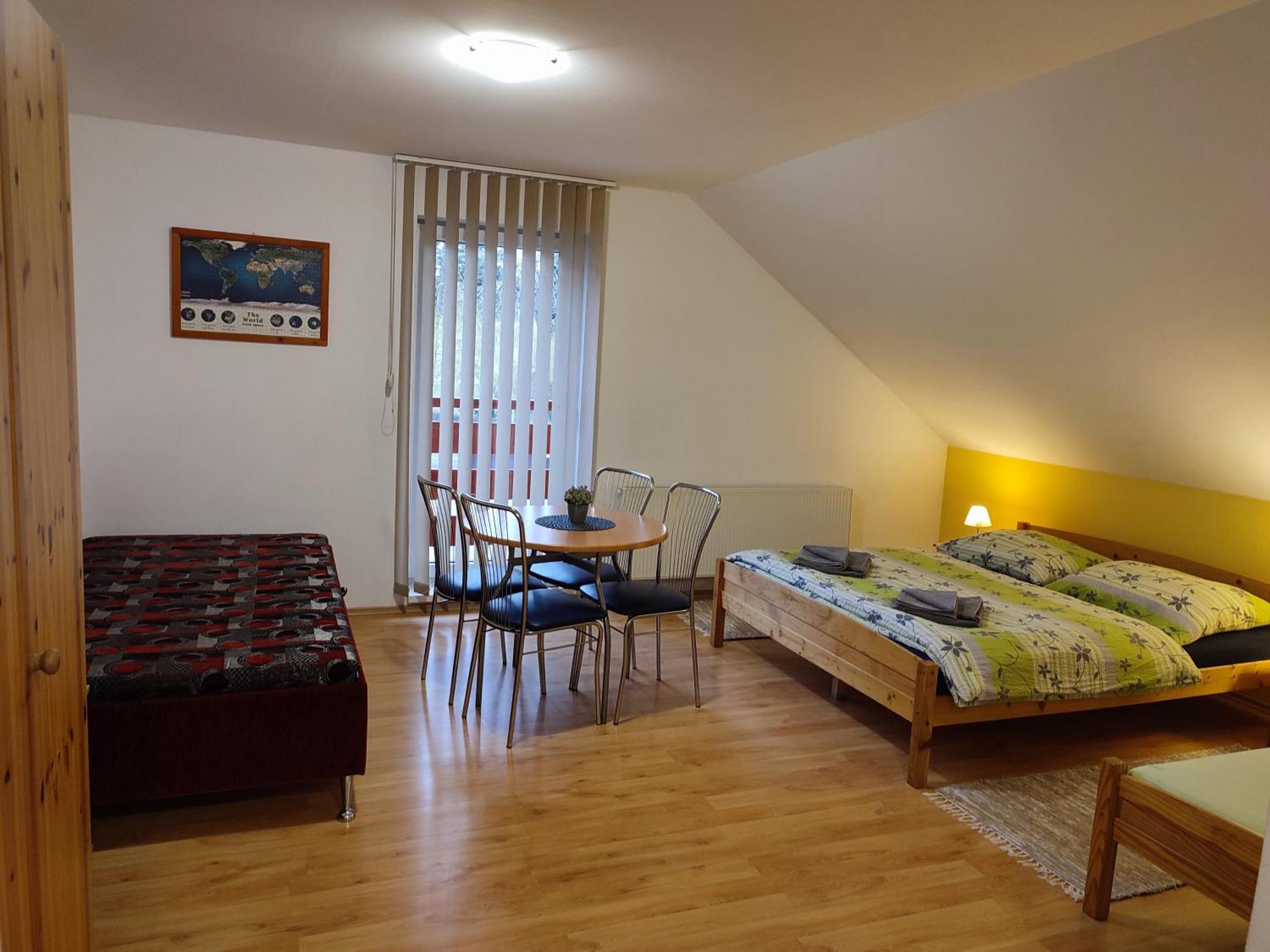 Apartmany Zachar Bešeňová エクステリア 写真