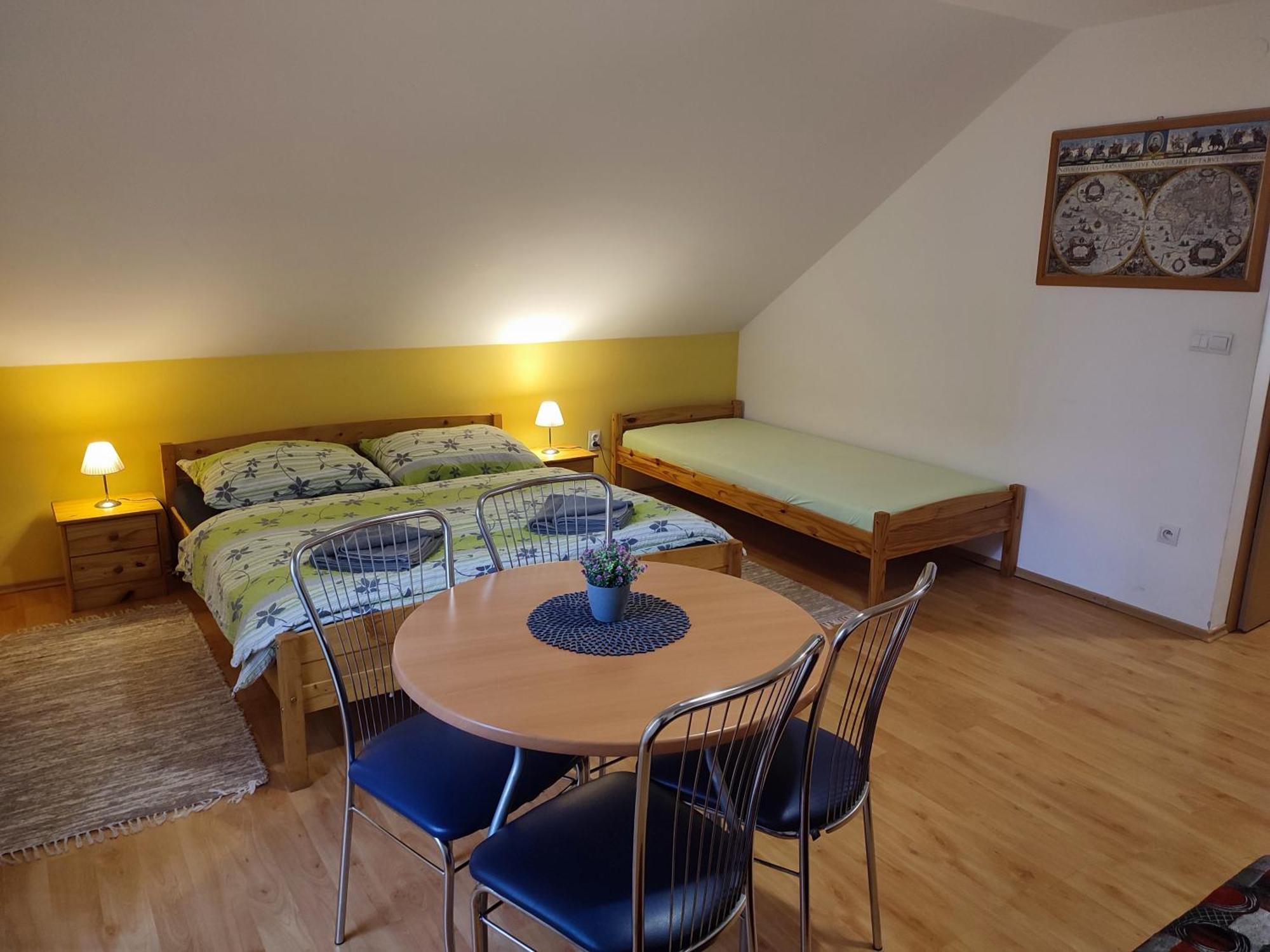 Apartmany Zachar Bešeňová エクステリア 写真