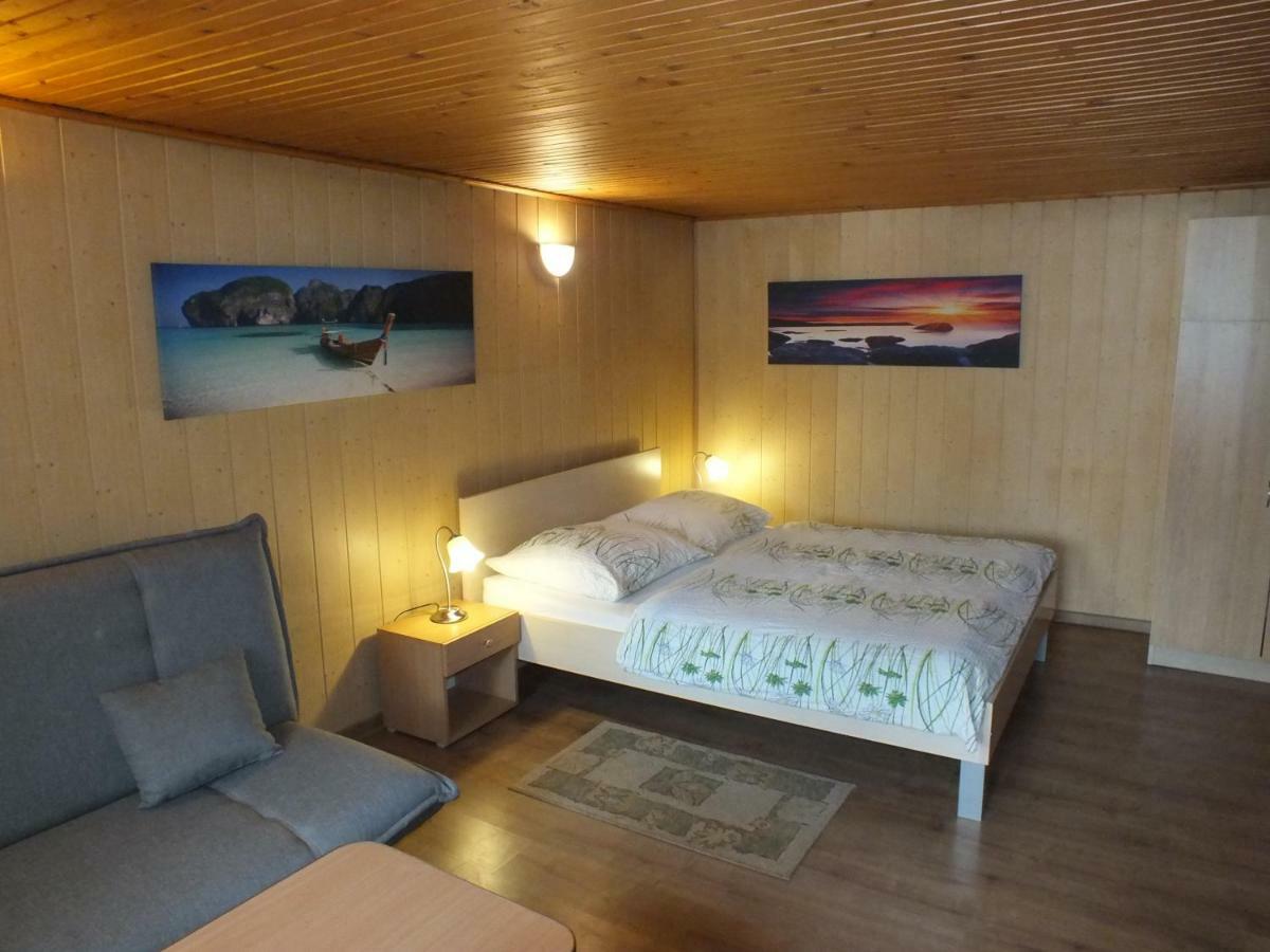 Apartmany Zachar Bešeňová エクステリア 写真